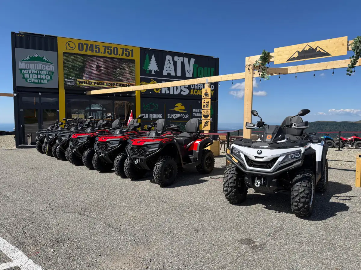 ATV-uri la baza Mountech Adventure & Riding Center